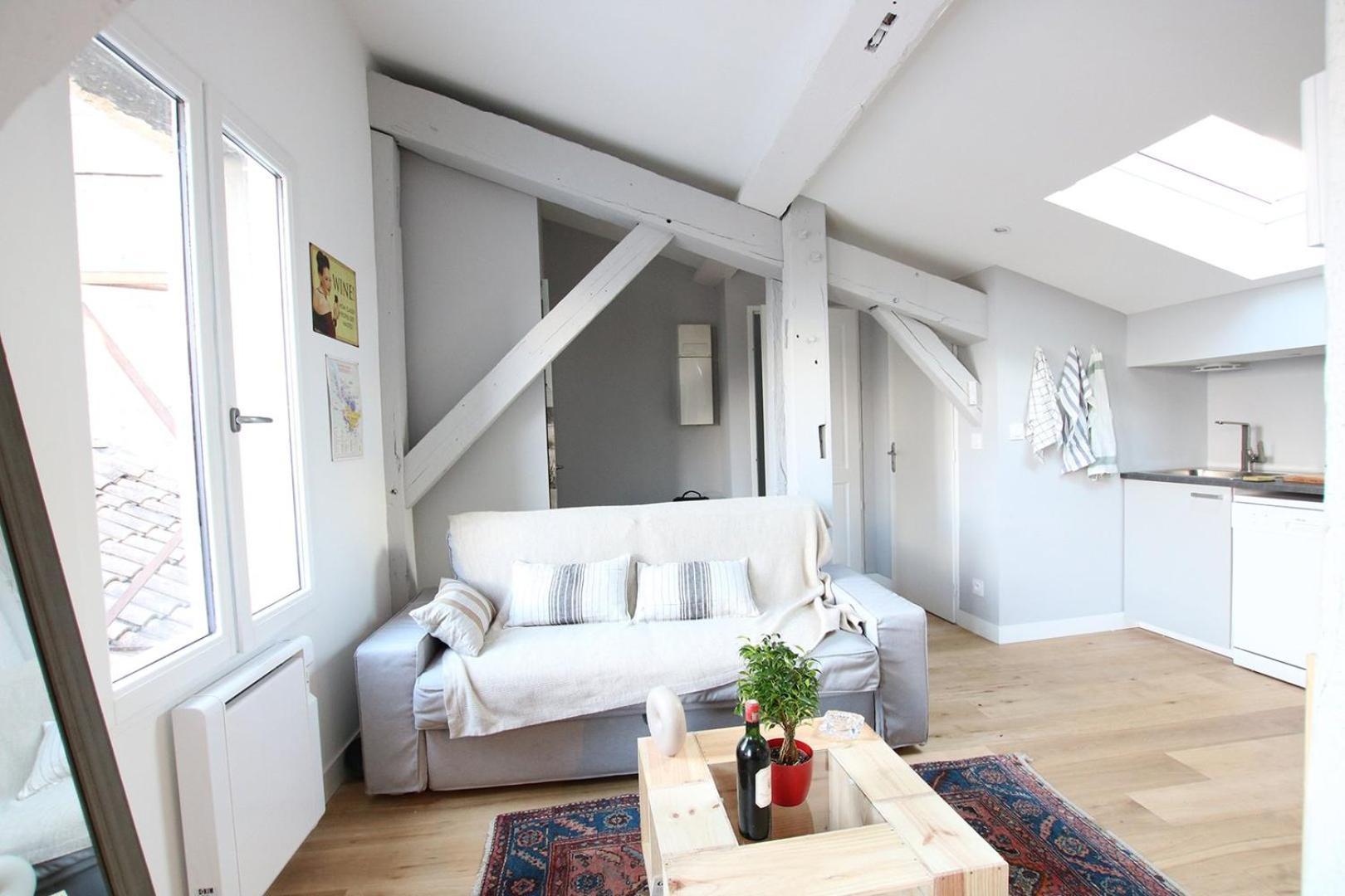 Guestready - Sunny Attic Apt Near Grand Theatre บอร์โด ภายนอก รูปภาพ